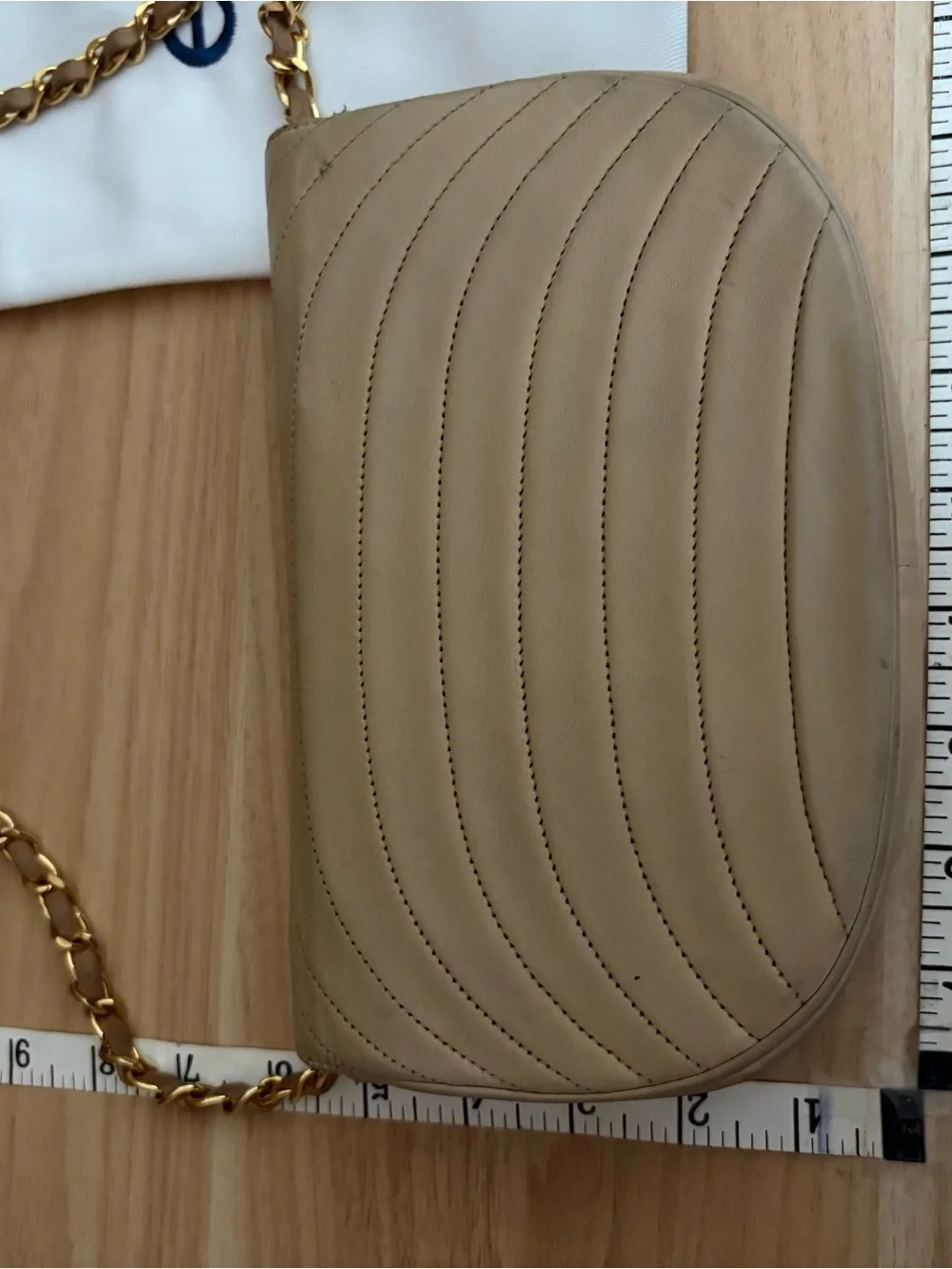 CHANEL vintage half